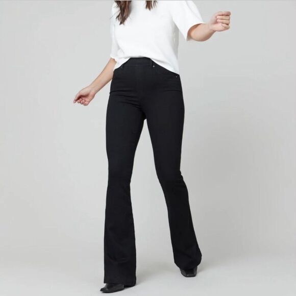 Spanx Pull On Stretch Flare Jeans Black XS - Picture 1 of 12